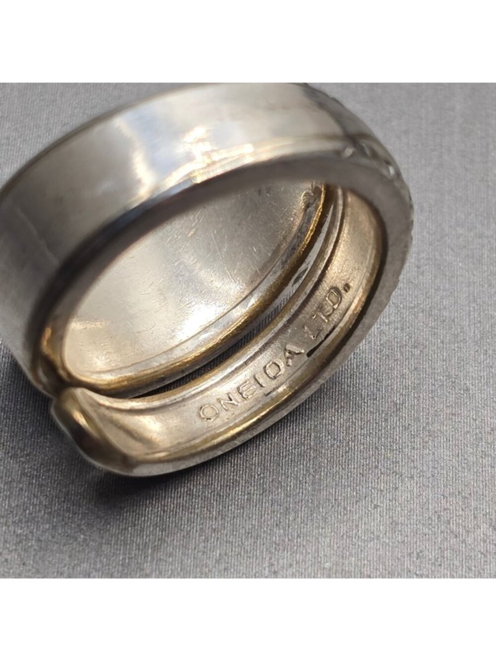 Vintage Oneida Silver Spoon Ring Size 6 Romford Floral Bypass Band 1939 - Picture 6 of 10